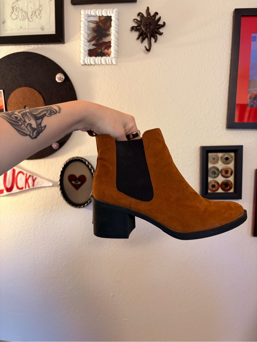 Women's Suede Chelsea Bootie